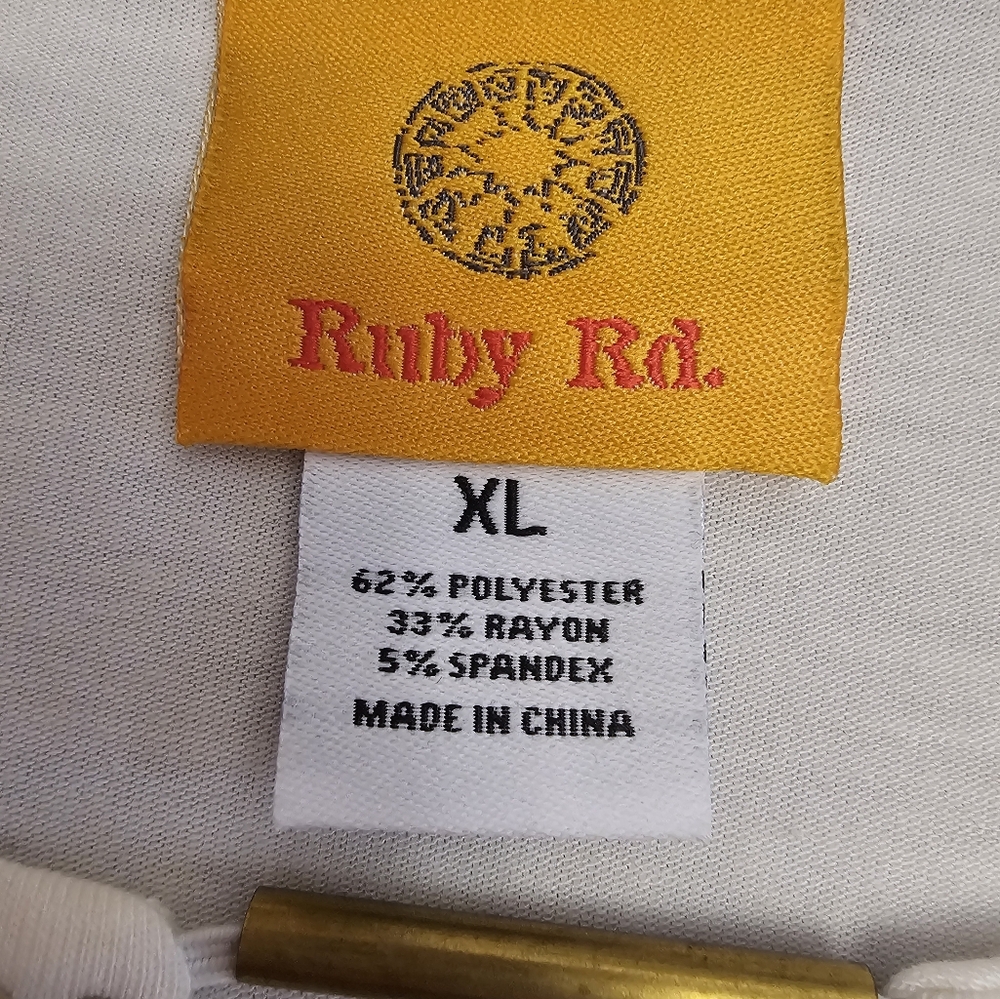 Ruby Rd 3/4 Sleeve - Picture 3 of 7